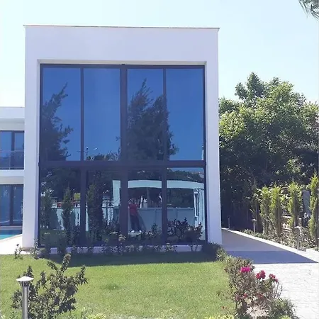 Best Private In With Amazing Design Villa *